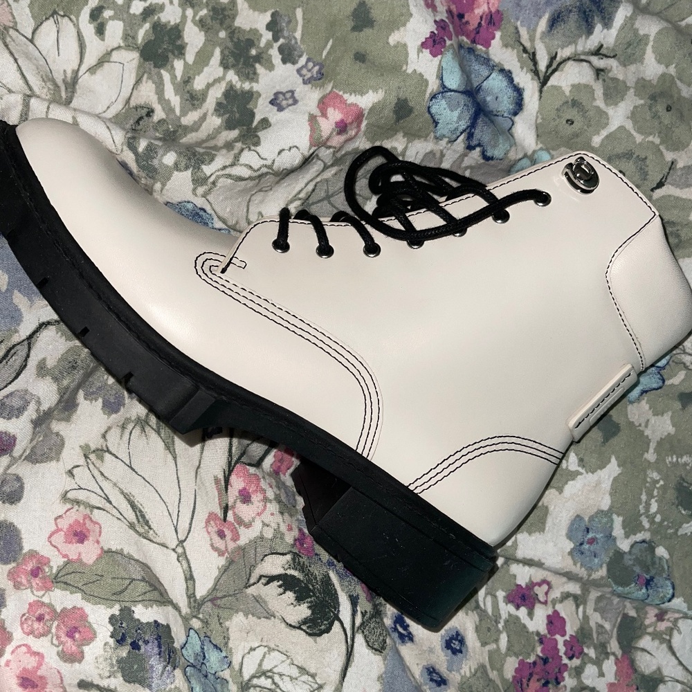Coach boots